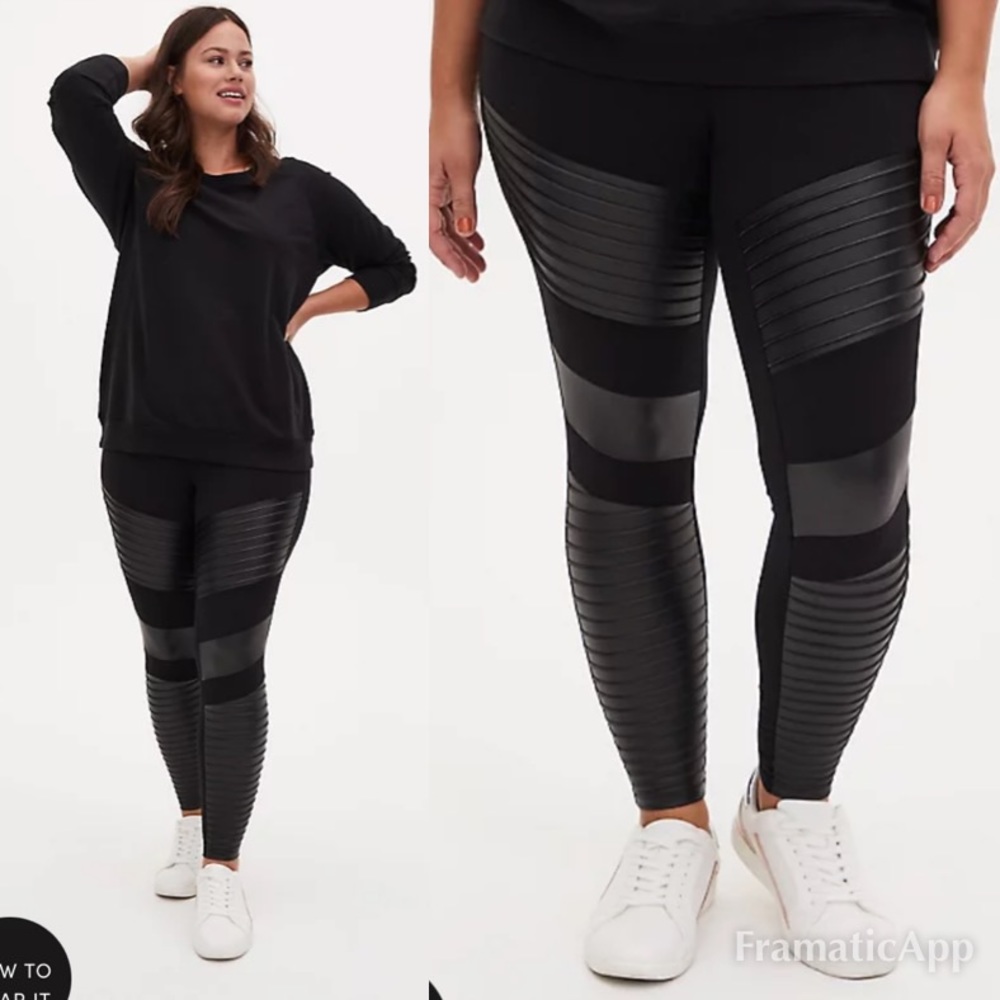 NWOT TORRID Faux Leather Moto Platinum Legging